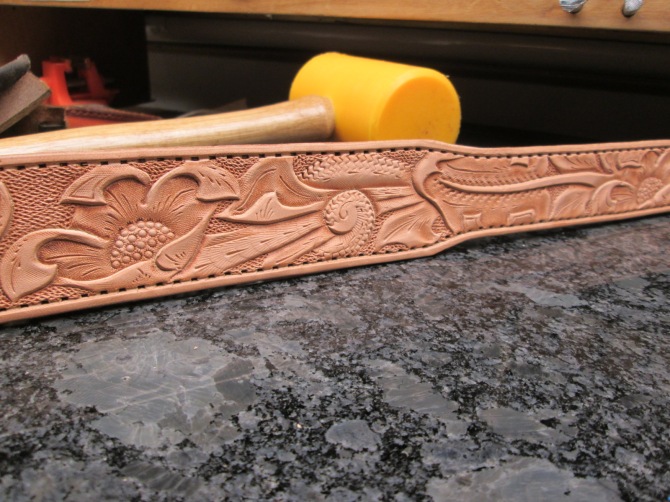 Tooled leather dog collar from acrossleather new castle DE