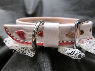 Leather and lace custom tooled leather dog collar from acrossleather new castle de